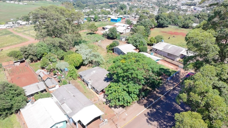 VENDE-SE AMPLO TERRENO EM SEBERI: 4ª foto da galeria de imagens do imóvel