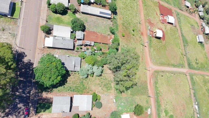 VENDE-SE AMPLO TERRENO EM SEBERI: 2ª foto da galeria de imagens do imóvel