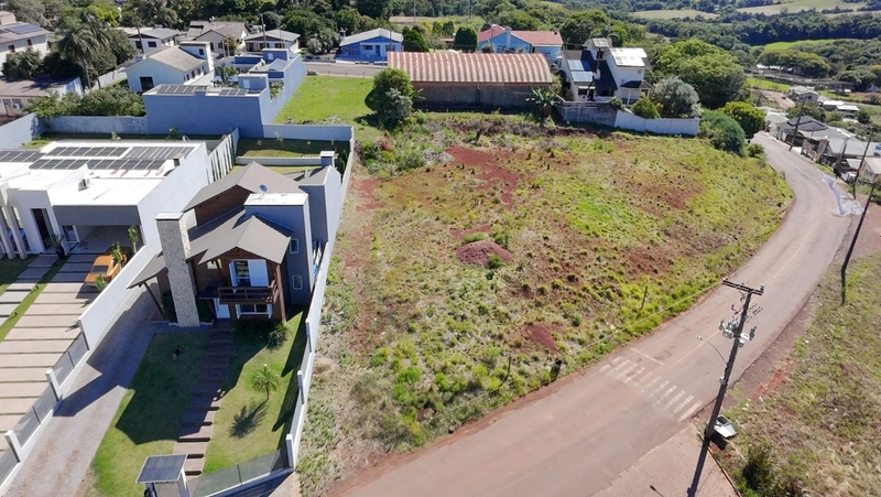 VENDE-SE TERRENOS: 3ª foto da galeria de imagens do imóvel