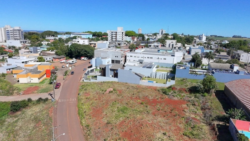 VENDE-SE TERRENOS: 2ª foto da galeria de imagens do imóvel