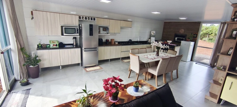 VENDE-SE CASA: 2ª foto da galeria de imagens do imóvel