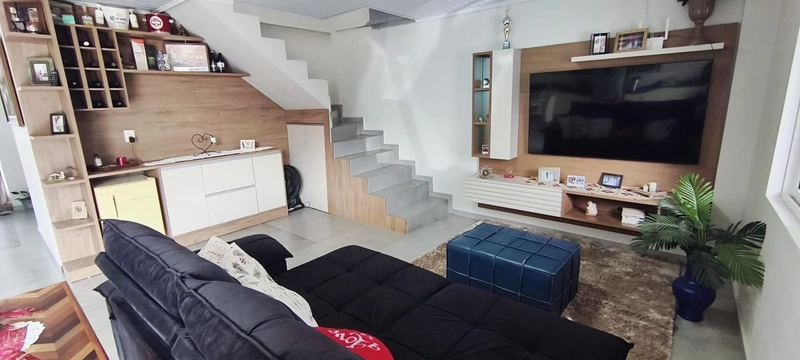 VENDE-SE CASA: 5ª foto da galeria de imagens do imóvel