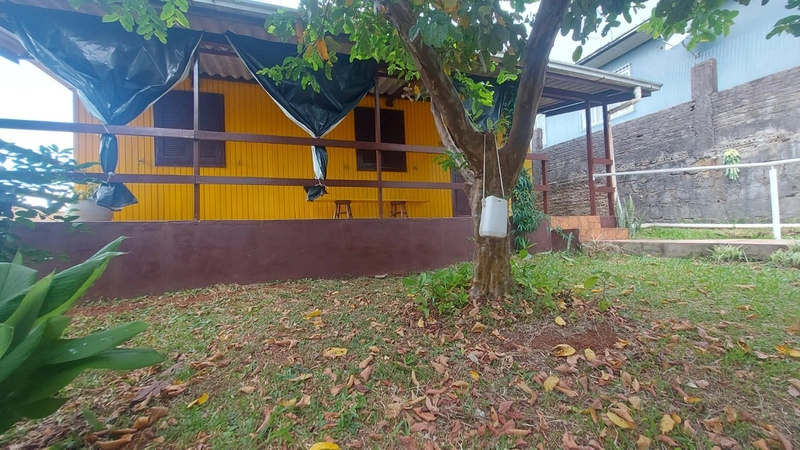 VENDE-SE CASA PRÓXIMO DO CENTRO: 3ª foto da galeria de imagens do imóvel