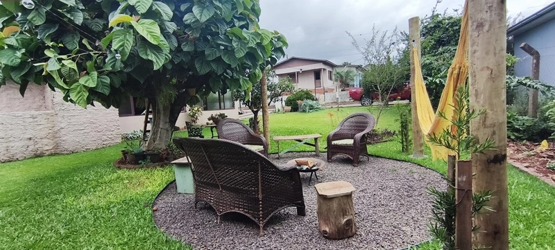 CASA DE ESQUINA | ESPAÇO E CONFORTO PARA SUA FAMÍLIA: 4ª foto da galeria de imagens do imóvel