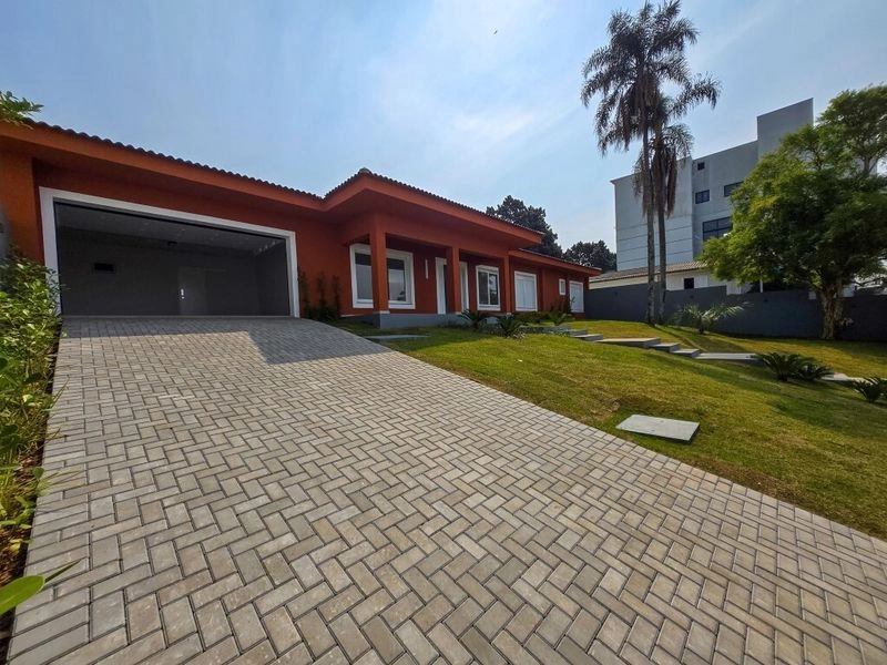 Casa de Alto Padrão à Venda em Frederico Westphalen: 2ª foto da galeria de imagens do imóvel