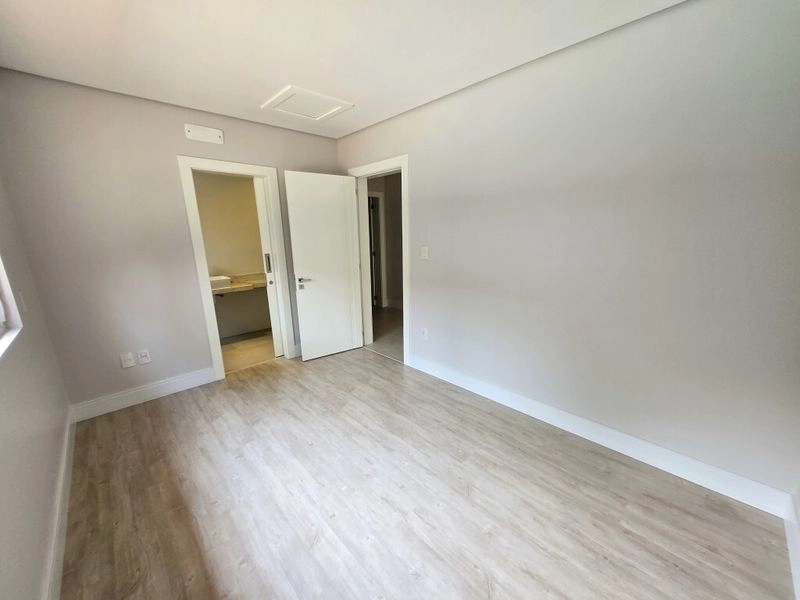 Casa de Alto Padrão à Venda em Frederico Westphalen: 30ª foto da galeria de imagens do imóvel