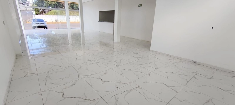 ALUGA-SE SALA COMERCIAL: 1ª foto da galeria de imagens do imóvel