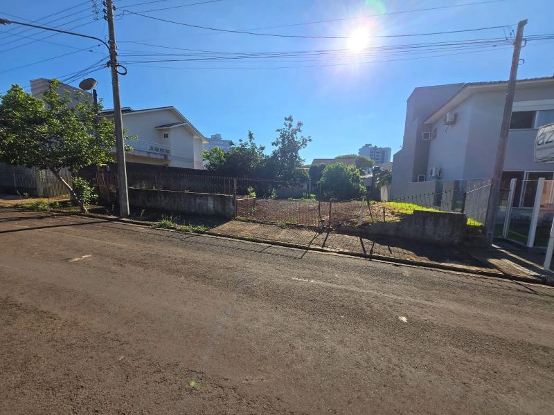 Terreno à venda: 2ª foto da galeria de imagens do imóvel