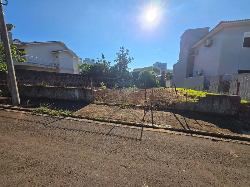 Terreno à venda: 3ª foto da galeria de imagens do imóvel