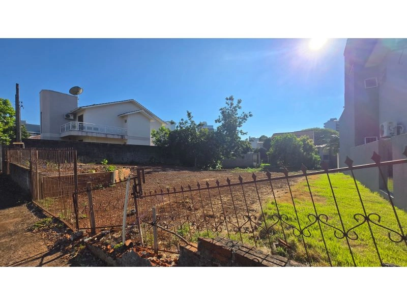 Terreno à venda: 1ª foto da galeria de imagens do imóvel