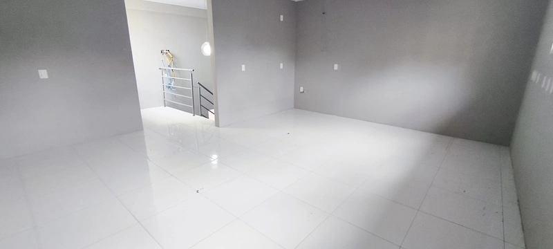 ALUGA-SE SALA COMERCIAL: 2ª foto da galeria de imagens do imóvel