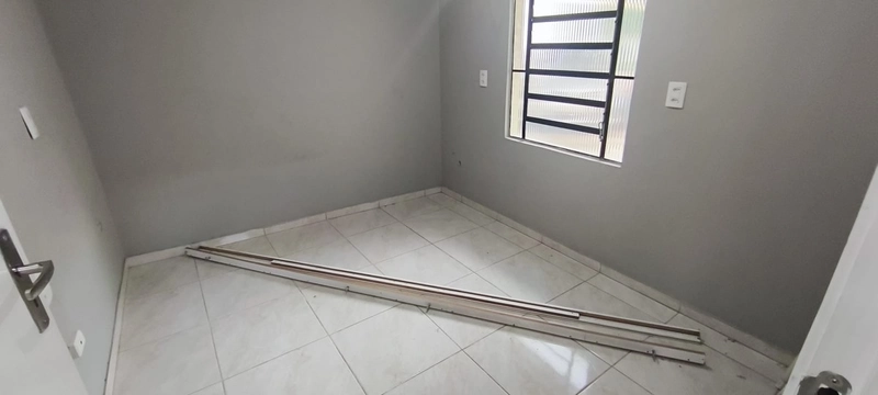 ALUGA-SE SALA COMERCIAL: 11ª foto da galeria de imagens do imóvel