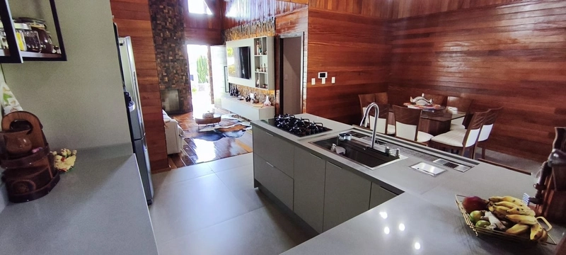 Casa Rústico Contemporâneo estilo Serreno!: 22ª foto da galeria de imagens do imóvel