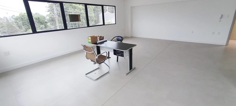 VENDE-SE SALA COMERCIAL NO CENTRO DE SEBERI: 4ª foto da galeria de imagens do imóvel