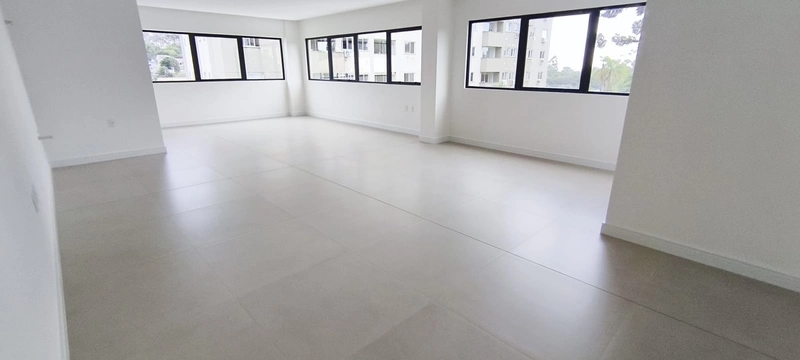 VENDE-SE SALA COMERCIAL NO CENTRO DE SEBERI: 1ª foto da galeria de imagens do imóvel