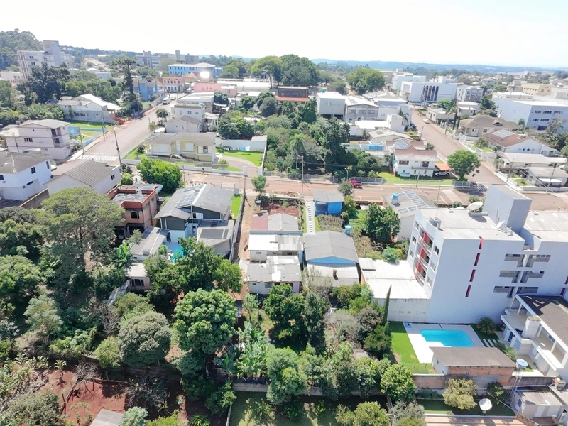 TERRENO LOCALIZADO NO CORAÇÃO DA CIDADE: 5ª foto da galeria de imagens do imóvel