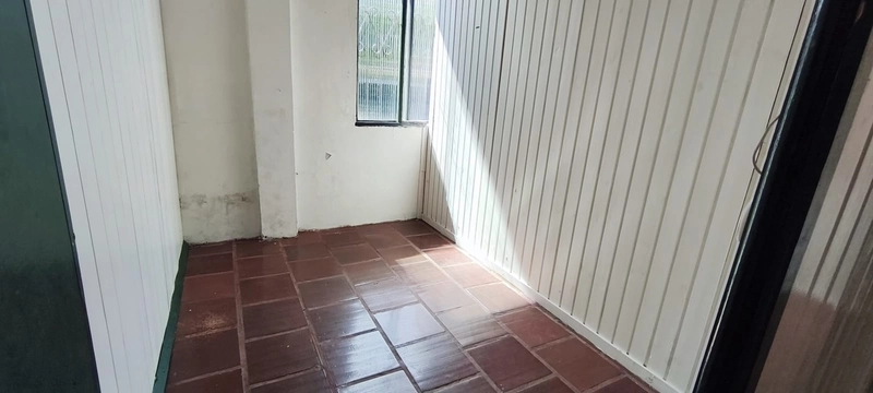 ALUGA-SE KITNET: 2ª foto da galeria de imagens do imóvel