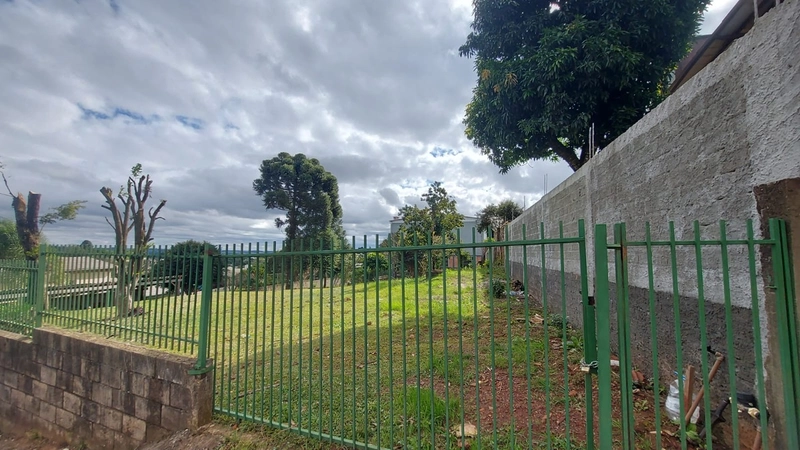 VENDE-SE TERRENO: 1ª foto da galeria de imagens do imóvel