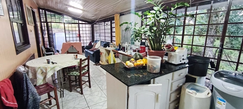 VENDE-SE CASA COM ÓTIMA LOCALIZAÇÃO!: 5ª foto da galeria de imagens do imóvel