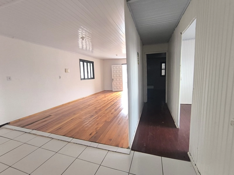 VENDE-SE CASA COM ÓTIMA LOCALIZAÇÃO: 8ª foto da galeria de imagens do imóvel