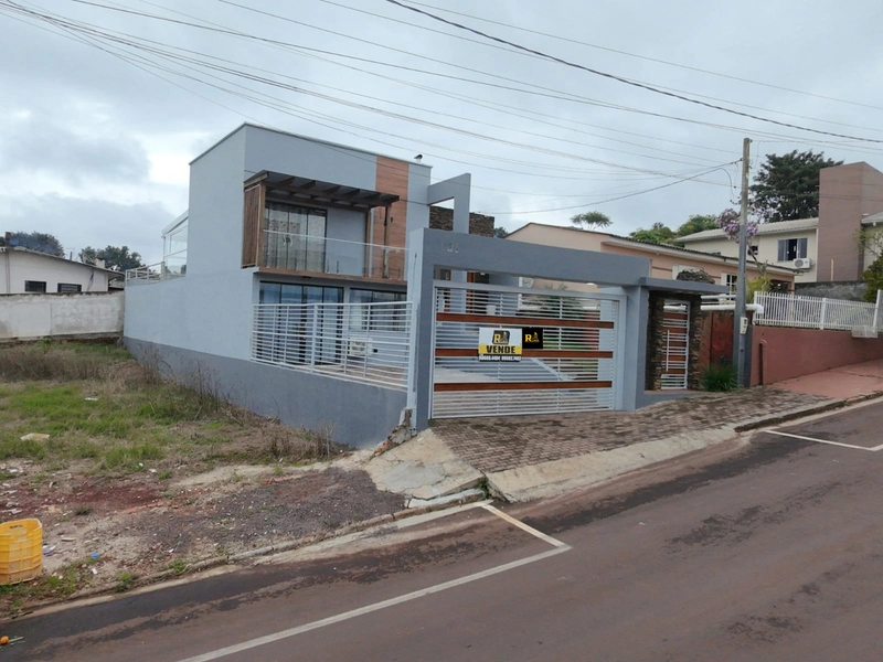 Casa de Alto Padrão à Venda