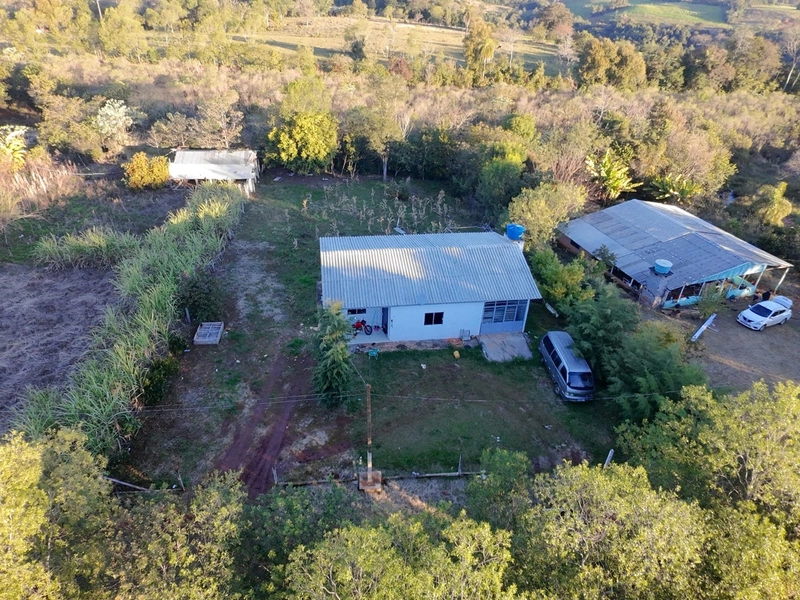 VENDE-SE CHÁCARA NA LINHA NOVA: 3ª foto da galeria de imagens do imóvel