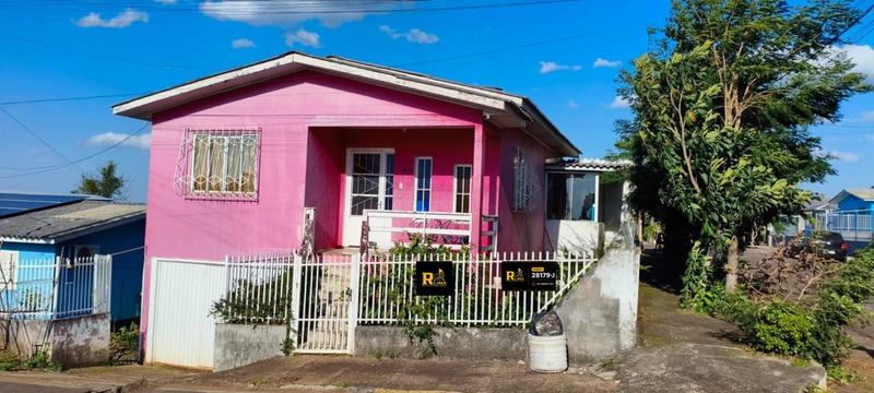 VENDE-SE CASA DE ESQUINA!: 1ª foto da galeria de imagens do imóvel