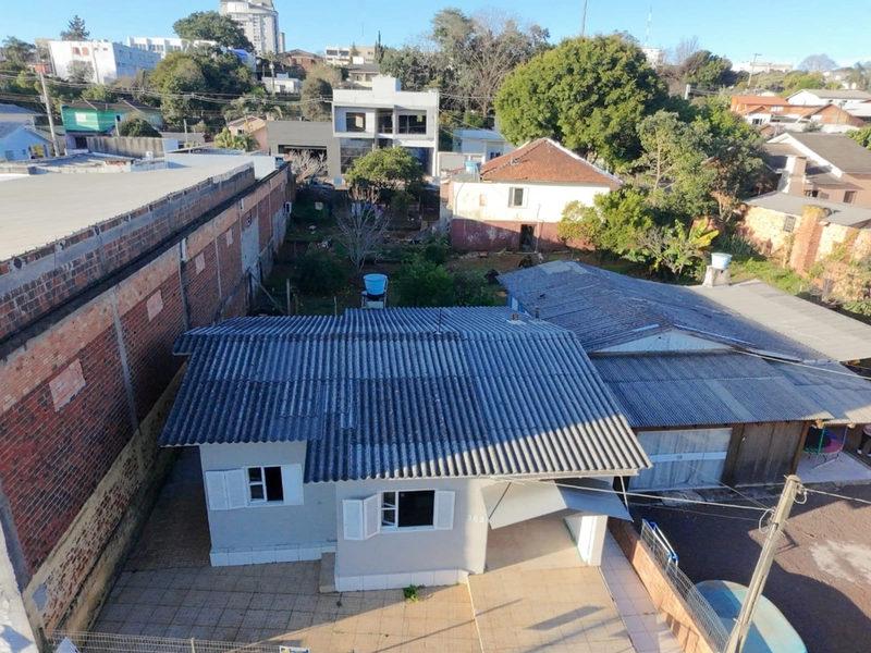 CASA NO CENTRO DE SEBERI À VENDA: 4ª foto da galeria de imagens do imóvel