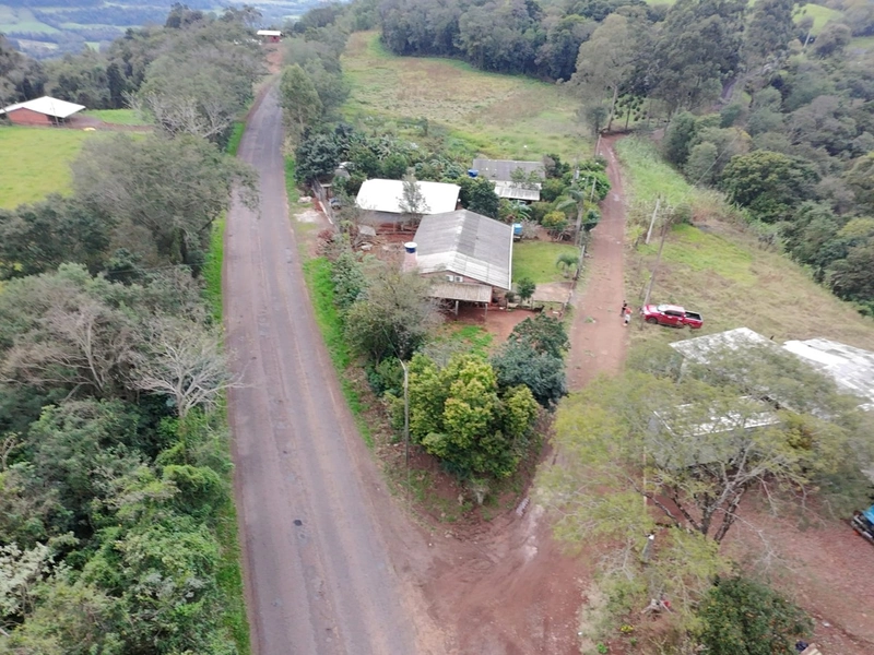 VENDE CASA NA LINHA NOVA !!!: 2ª foto da galeria de imagens do imóvel