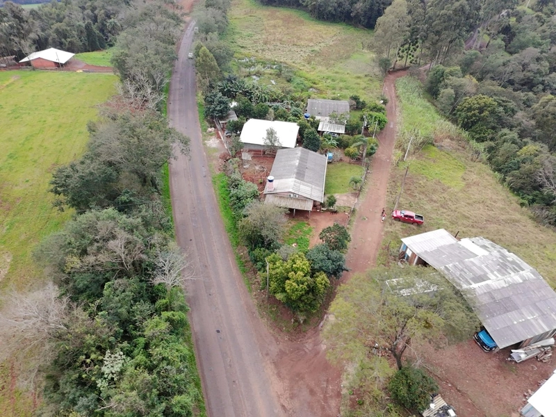 VENDE CASA NA LINHA NOVA !!!: 3ª foto da galeria de imagens do imóvel