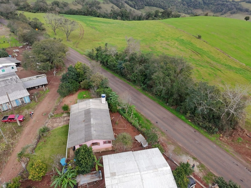 VENDE CASA NA LINHA NOVA !!!: 6ª foto da galeria de imagens do imóvel