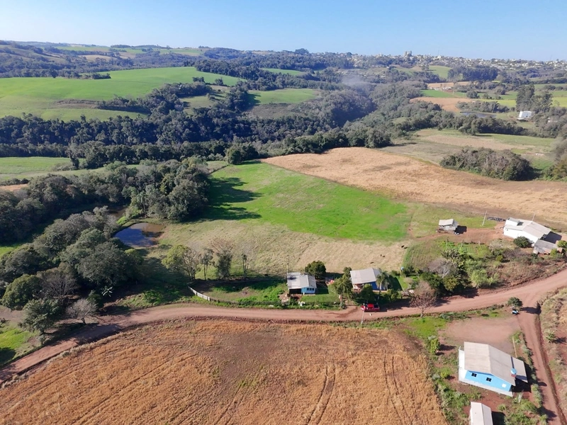 VENDE - SE CHÁCARA NA LINHA NOVA !!!!: 12ª foto da galeria de imagens do imóvel