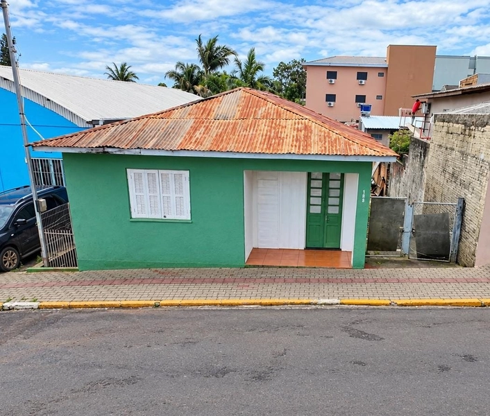 VENDE -SE CASA CENTRO DA CIDADE DE SEBERI !!!: 1ª foto da galeria de imagens do imóvel