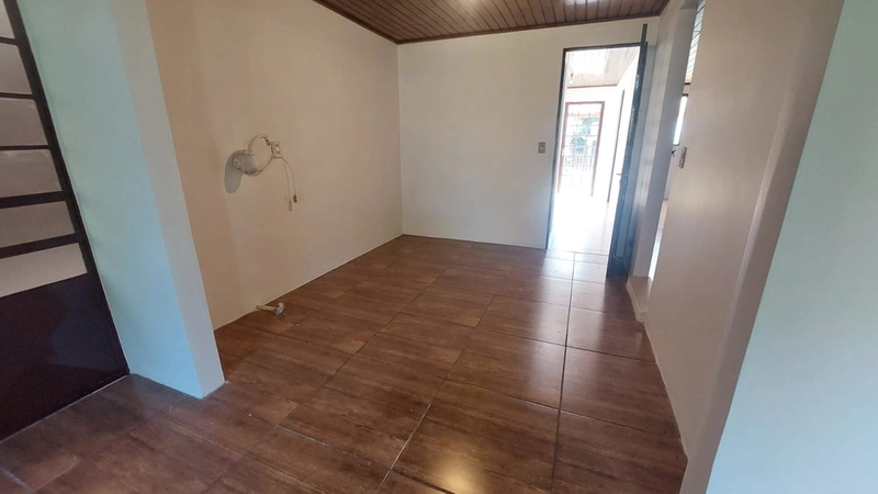 Linda Casa à Venda - 3 Dormitórios: 14ª foto da galeria de imagens do imóvel