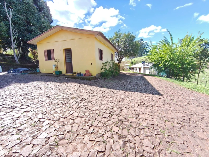 OPORTUNIDADE PARA VOCÊ QUE PROCURA UM SÍTIO PRÓXIMO DA CIDADE!: 28ª foto da galeria de imagens do imóvel