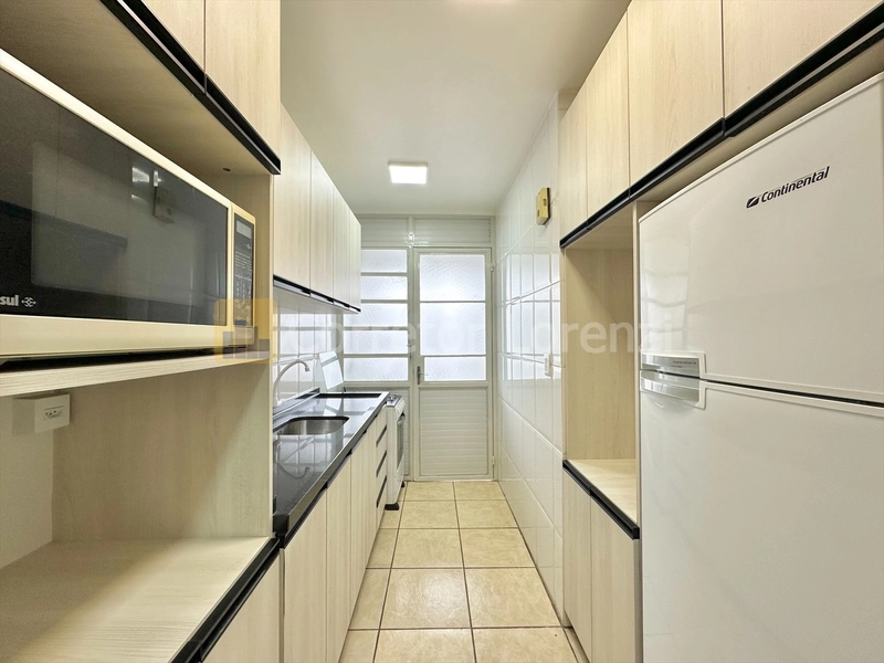 Apartamento no bairro Rio Branco com 2 dormitórios, ampla sacada: 1ª foto da galeria de imagens do imóvel