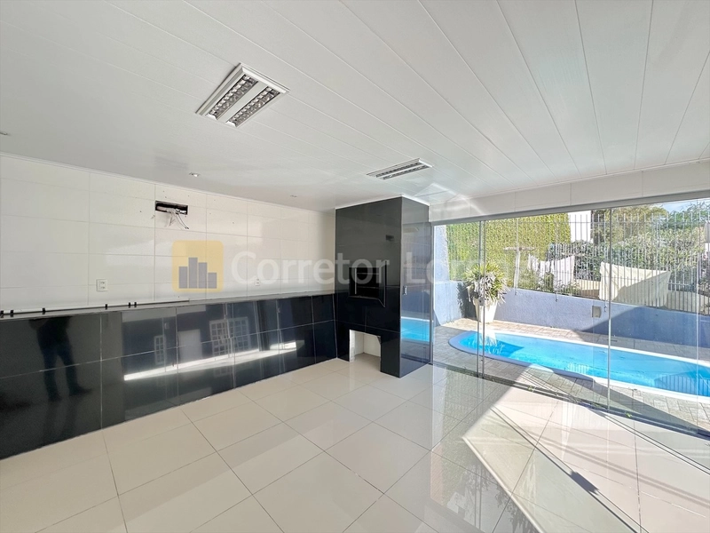 Casa com 3 dormitórios no bairro Boa Vista em Novo Hamburgo: 3ª foto da galeria de imagens do imóvel