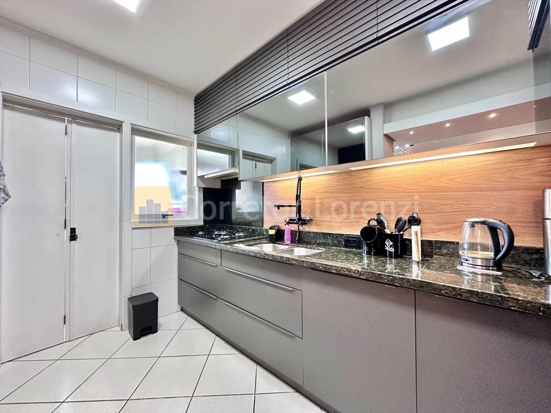 Amplo apartamento de 4 dormitórios transformado em 2 (1 suíte) + 2 vag: 1ª foto da galeria de imagens do imóvel