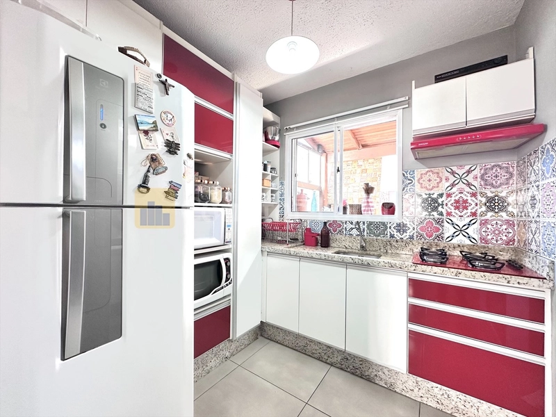 Vale das Figueiras - Sobrado de 2 dormitórios, garagem: 4ª foto da galeria de imagens do imóvel