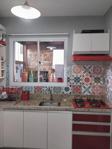 Vale das Figueiras - Sobrado de 2 dormitórios, garagem: 1ª foto da galeria de imagens do imóvel