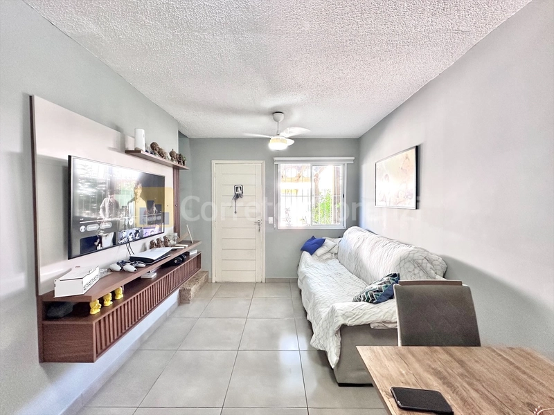 Vale das Figueiras - Sobrado de 2 dormitórios, garagem: 2ª foto da galeria de imagens do imóvel