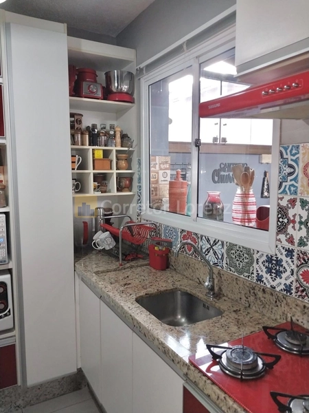 Vale das Figueiras - Sobrado de 2 dormitórios, garagem: 2ª foto da galeria de imagens do imóvel