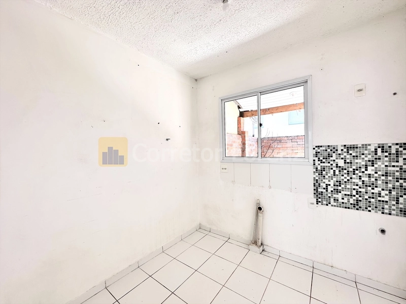 Vale das Figueiras - Casa em condomínio com 2 dormitórios, garagem: 4ª foto da galeria de imagens do imóvel