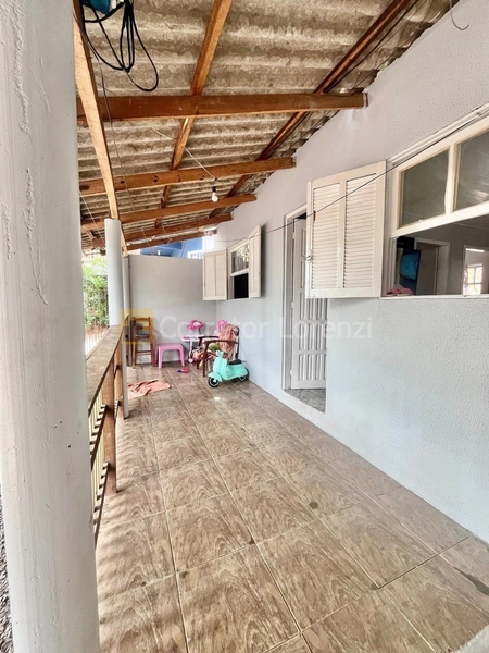 Casa com terreno individual no bairro Canudos em Novo Hamburgo: 3ª foto da galeria de imagens do imóvel