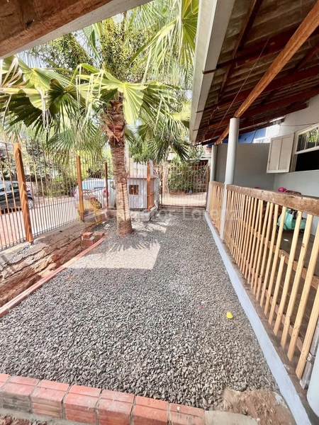 Casa com terreno individual no bairro Canudos em Novo Hamburgo: 2ª foto da galeria de imagens do imóvel