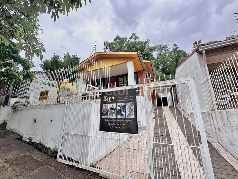 Casa comercial e residencial no bairro Canudos em Novo Hamburgo