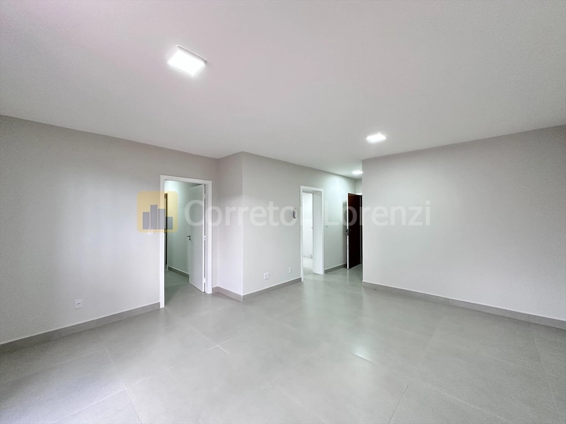 Apartamento reformado com 3 dormitórios, suíte, garagem: 3ª foto da galeria de imagens do imóvel