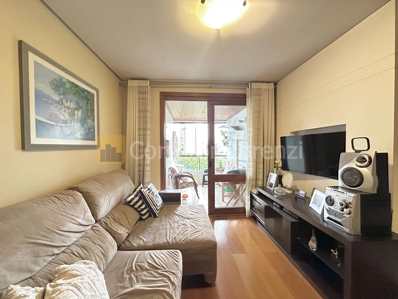 Apartamento com 3 dormitórios, suíte, garagem