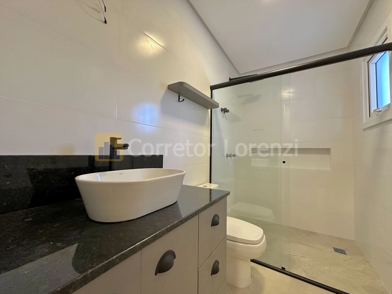 Sobrado novo e mobiliado, no bairro Hamburgo Velho: 13ª foto da galeria de imagens do imóvel