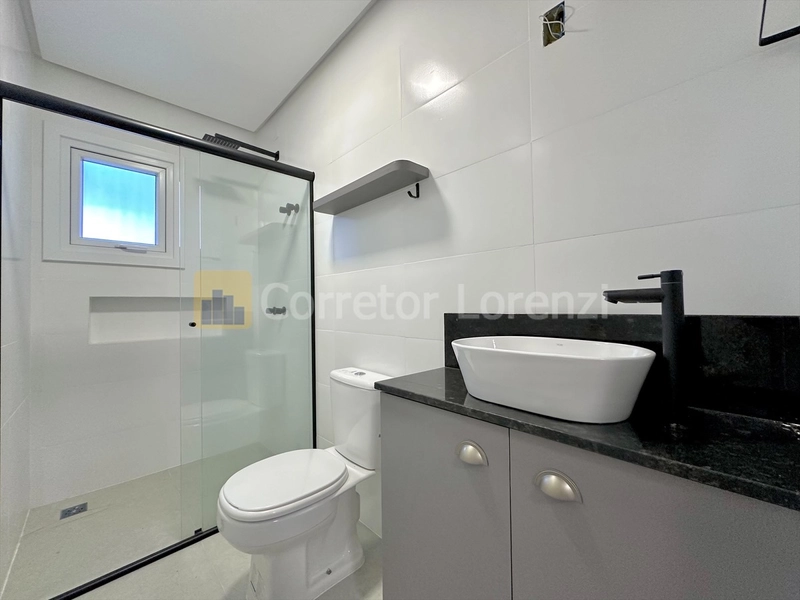 Sobrado novo e mobiliado, no bairro Hamburgo Velho: 9ª foto da galeria de imagens do imóvel